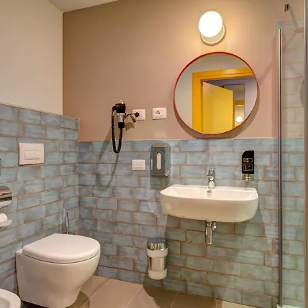 Hostal Meininger Lambrate Milán