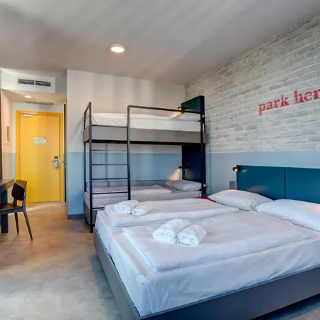 Hostal Meininger Lambrate *