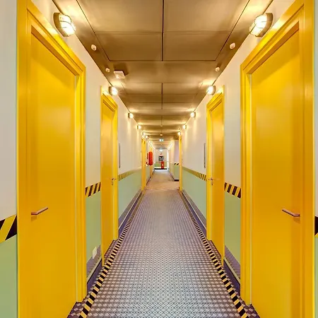 Meininger Lambrate Hostel Mailand