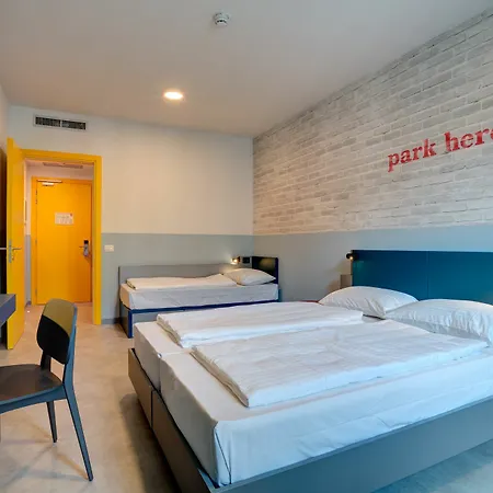 Meininger Lambrate Hostel Mediolan